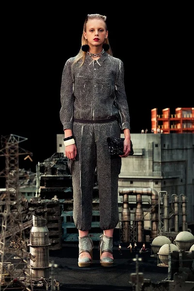 Look 2